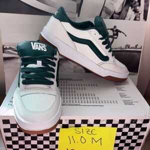 Vans Hylane sz 11.0 Men’s 12.5 Woman